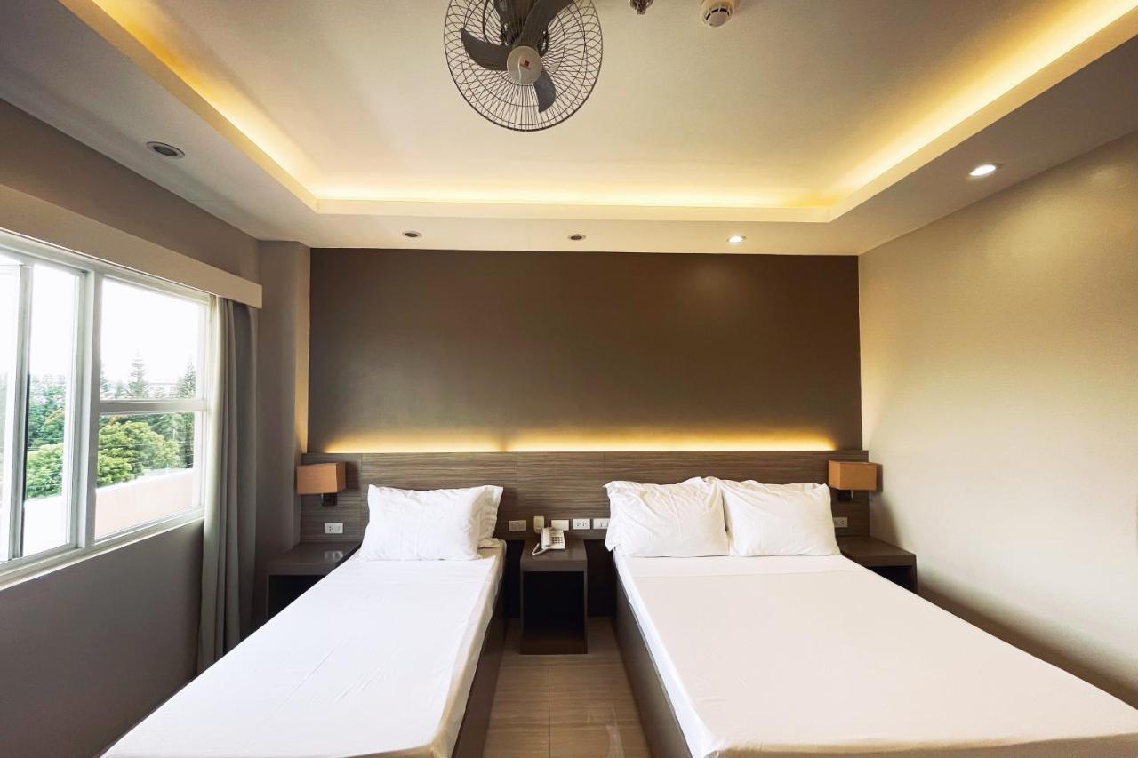 Daraga Tourist Inn Екстериор снимка